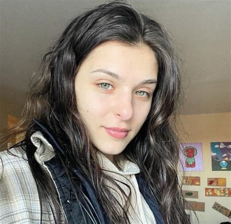 Leah Gotti Wiki: Bio, Husband, Instagram, Net Worth, Real Name.